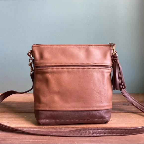 Handmade Pat Halpen Leather Bag - Picture 7 of 8